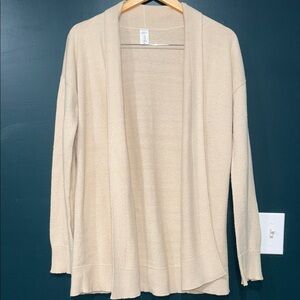 Chic Open-Front Cardigan in Cream
